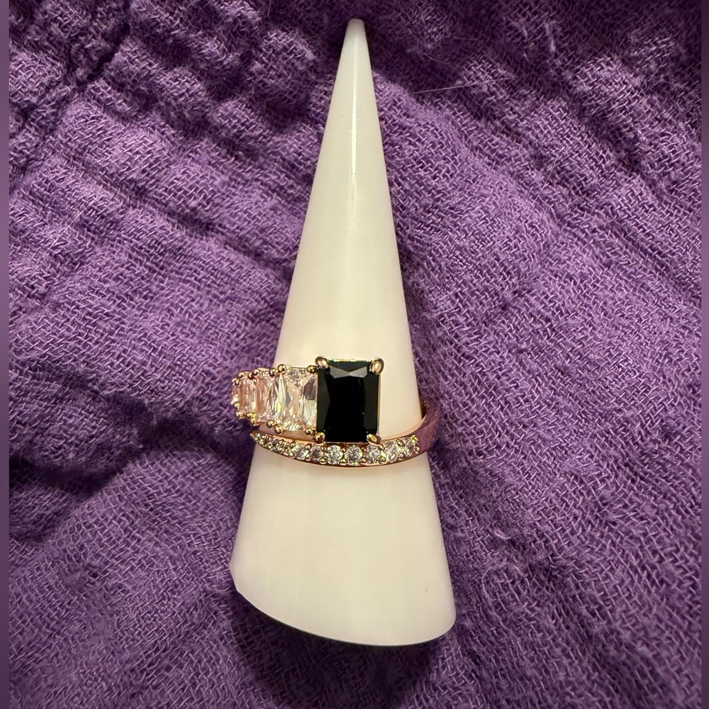 Bomb Party “Casual Beauty” ring